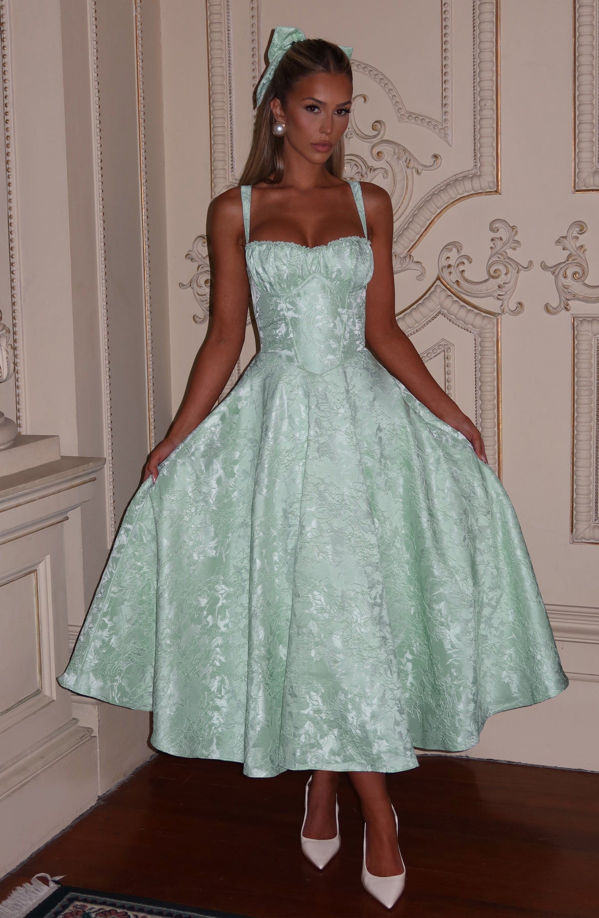 Amorae Midi Dress in Mint