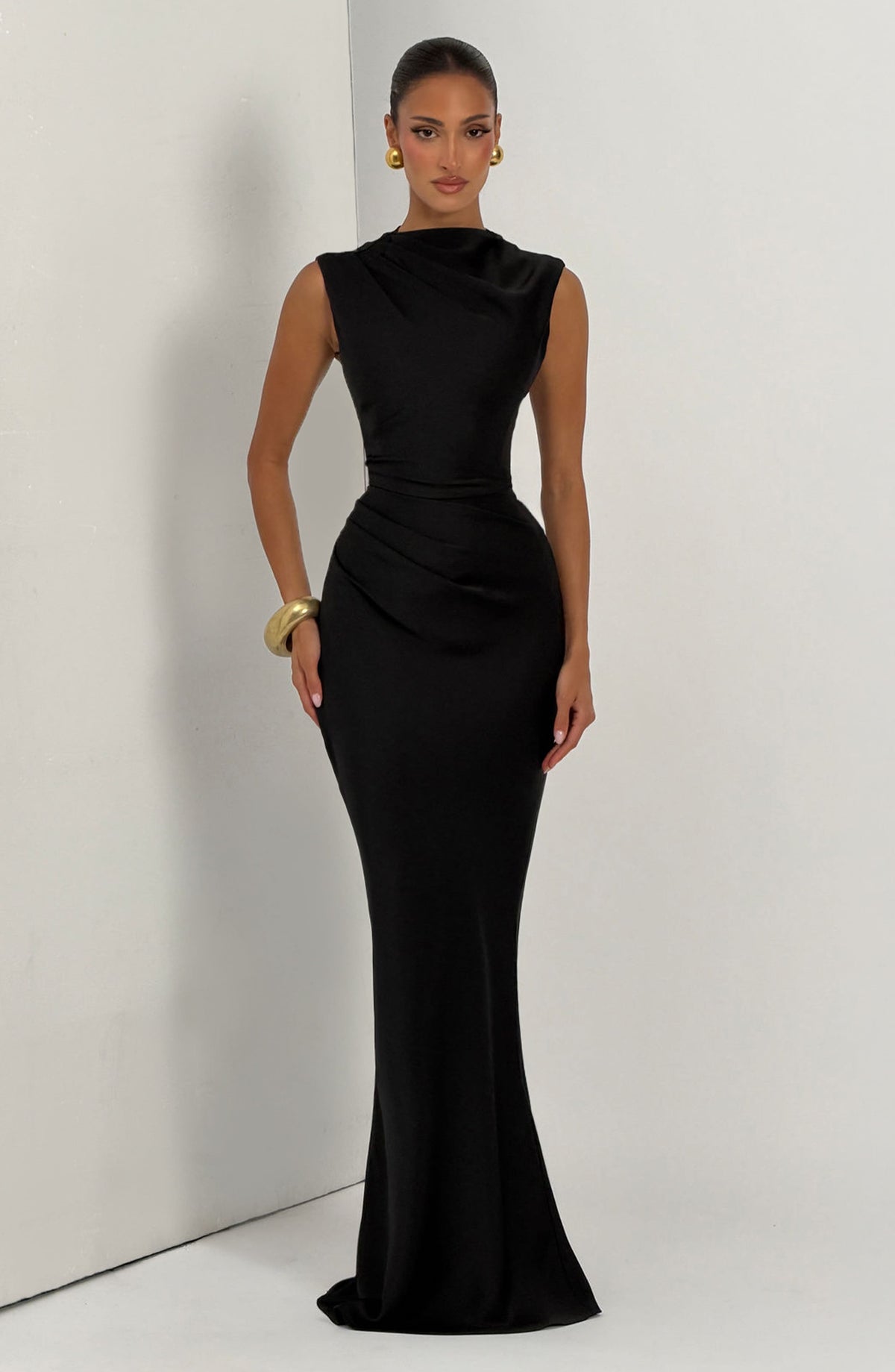 Avielle Maxi Dress in Black