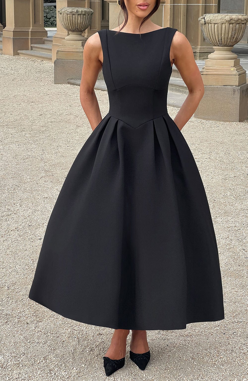 Clarabelle Midi Dress in Black