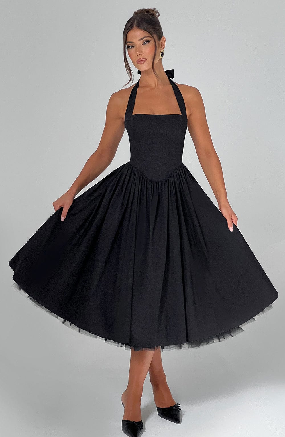 Cressia Midi Dress in Black
