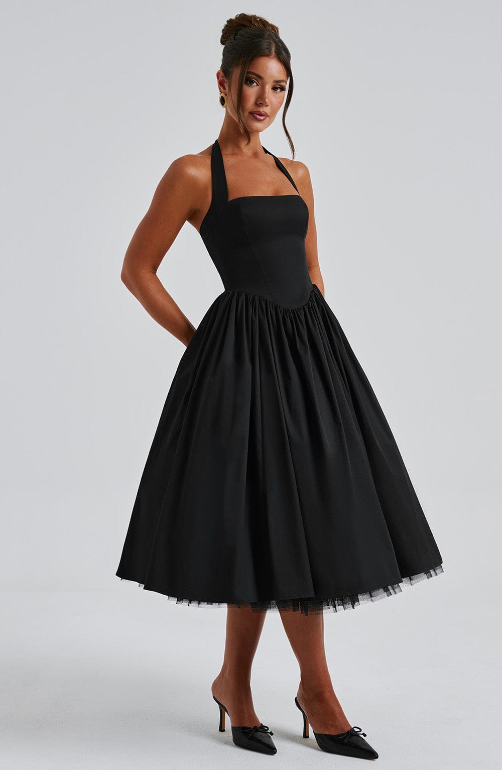 Cressia Midi Dress in Black