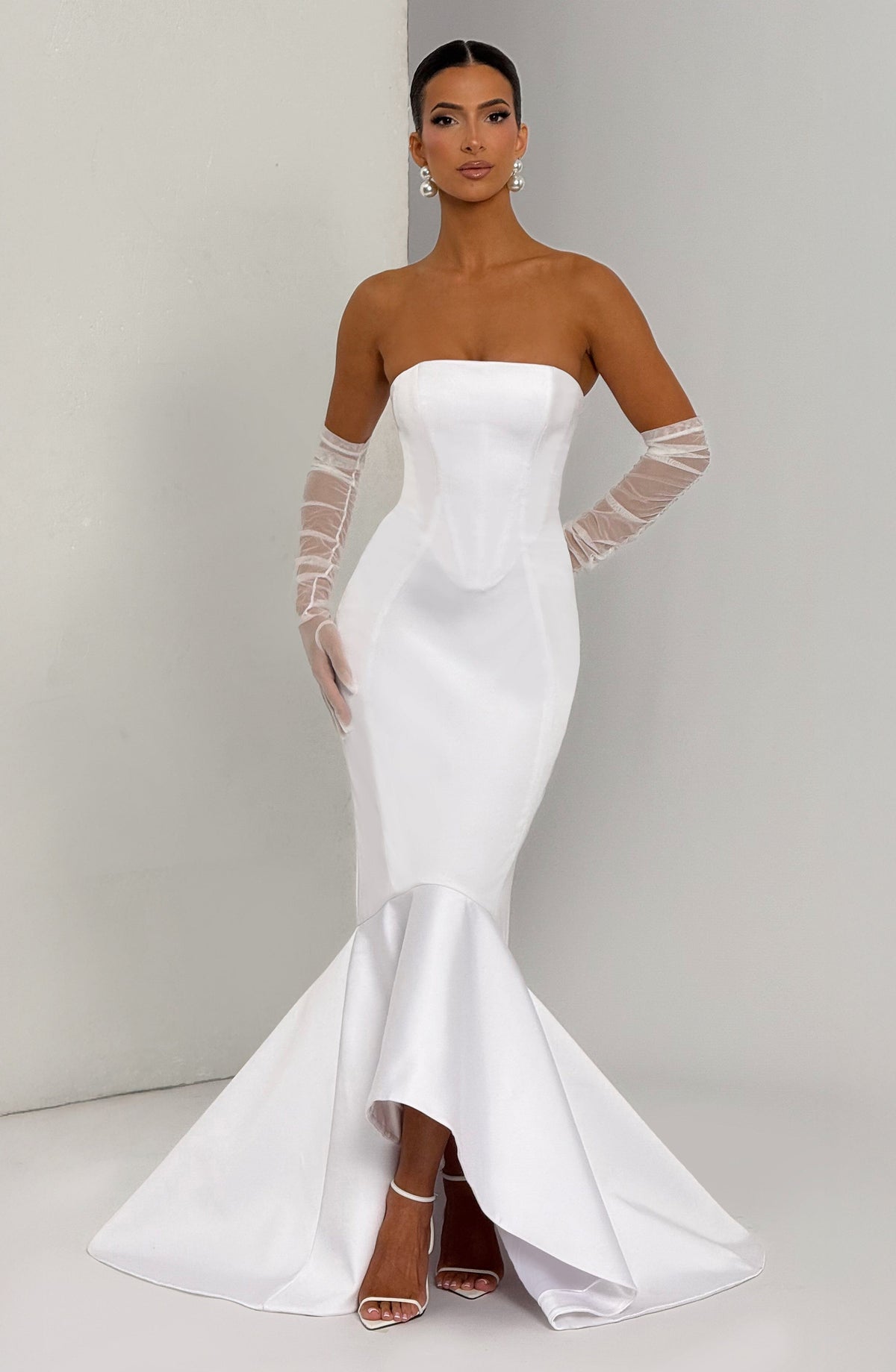 Elryn Gown in Ivory