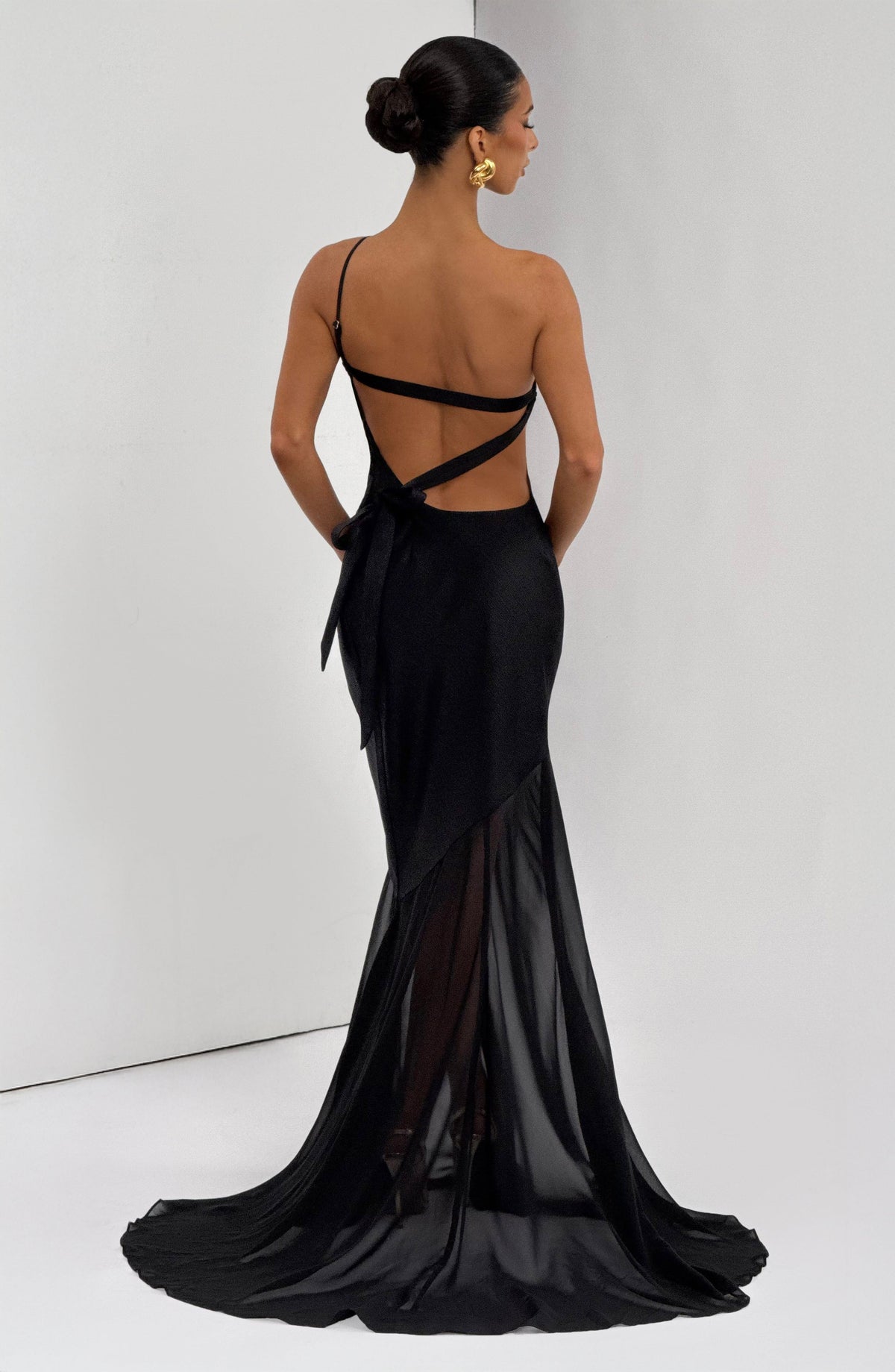 Fabelle Gown in Black