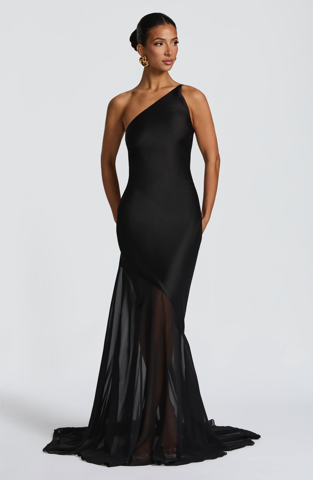 Fabelle Gown in Black
