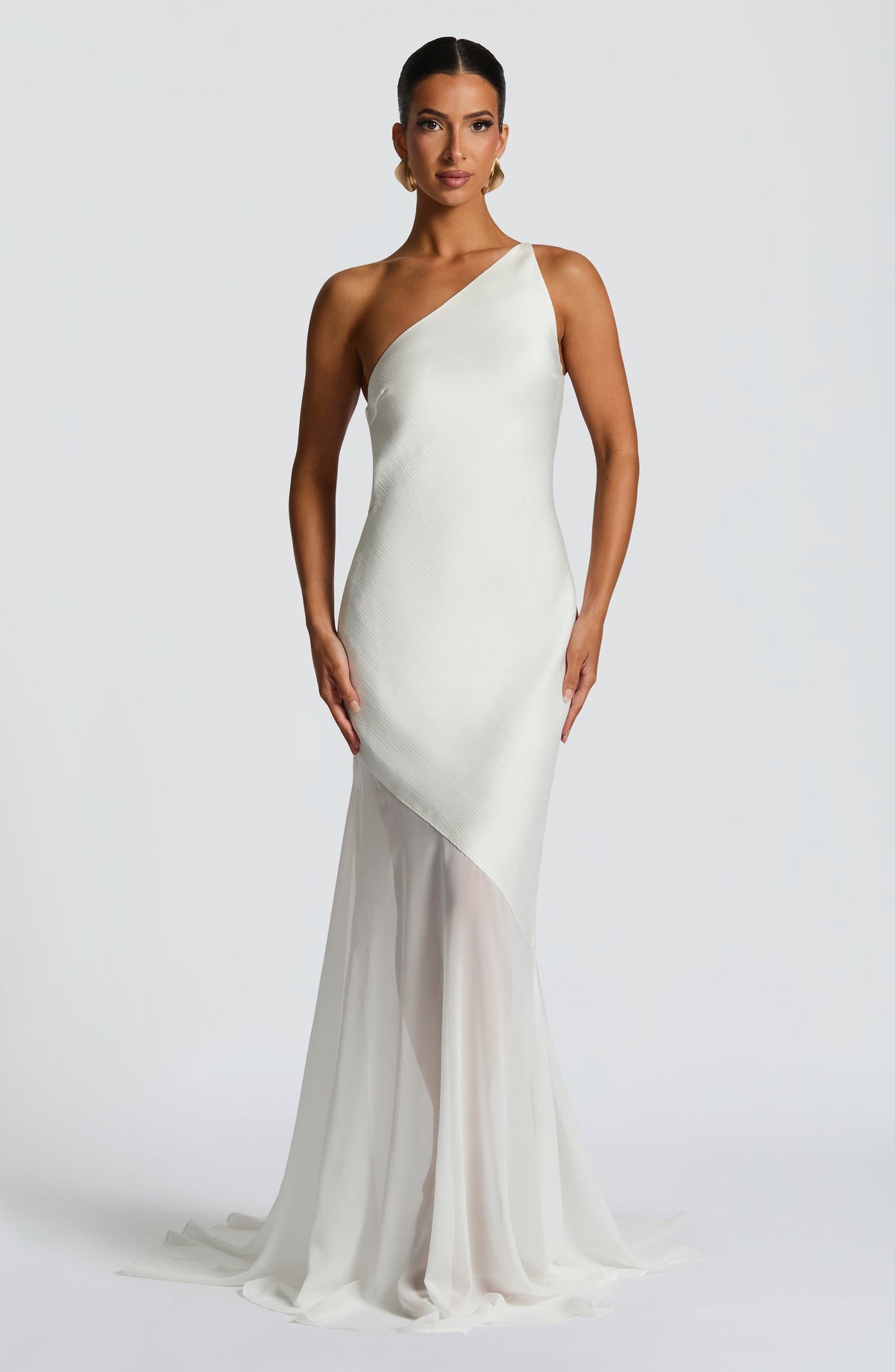 Fabelle Gown in Ivory