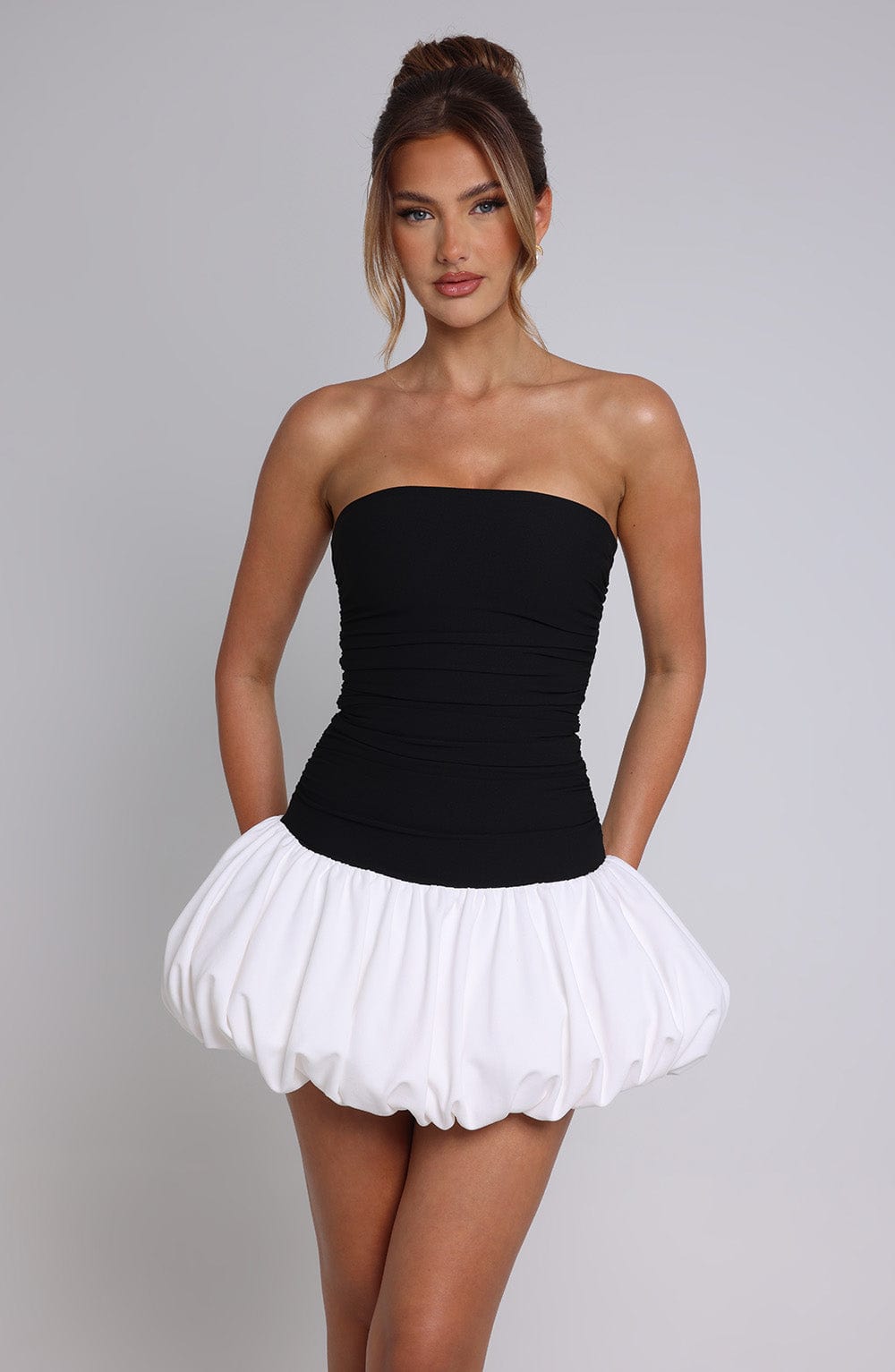 Gemina Mini Dress in Black/White