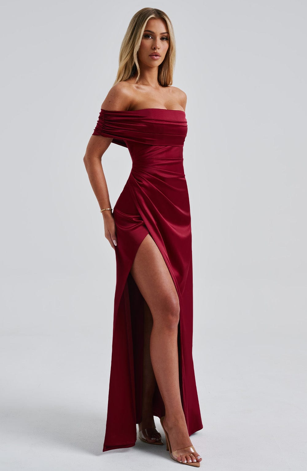 Gwendolina Maxi Dress in Burgundy