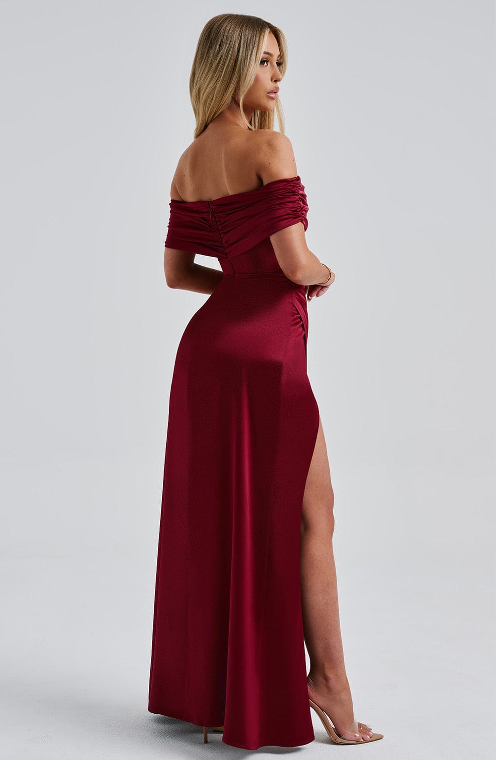 Gwendolina Maxi Dress in Burgundy