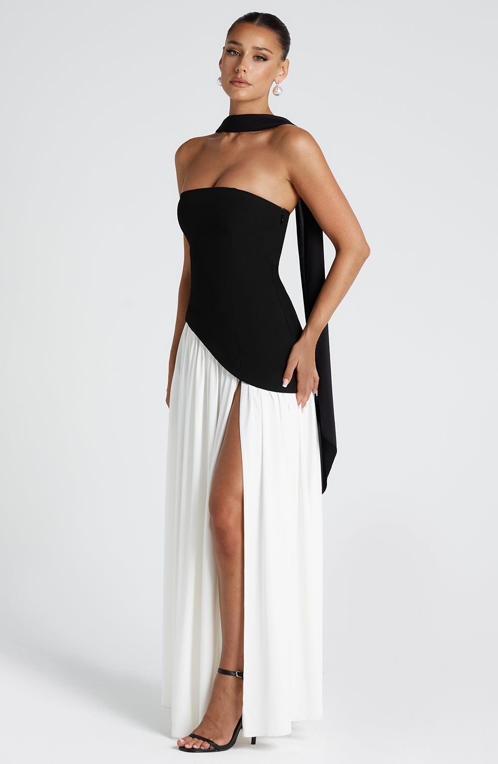 Maliyana Maxi Dress in Black/White