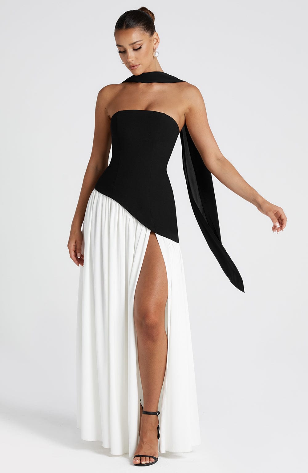 Maliyana Maxi Dress in Black/White