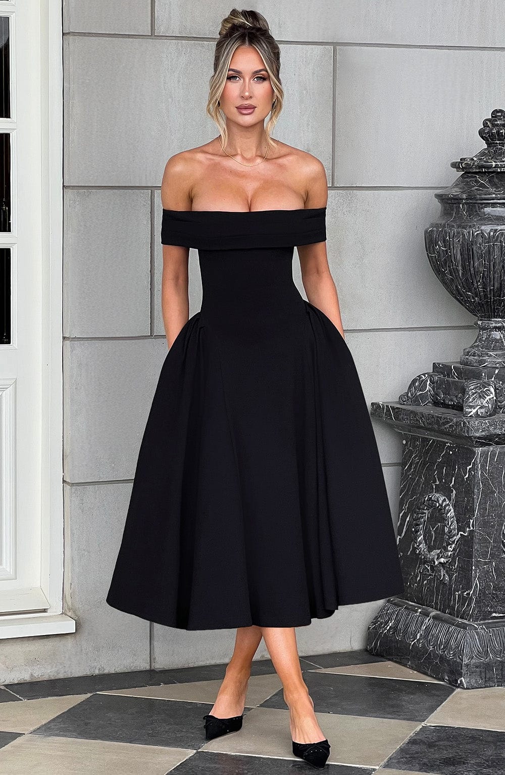 Marinda Midi Dress in Black