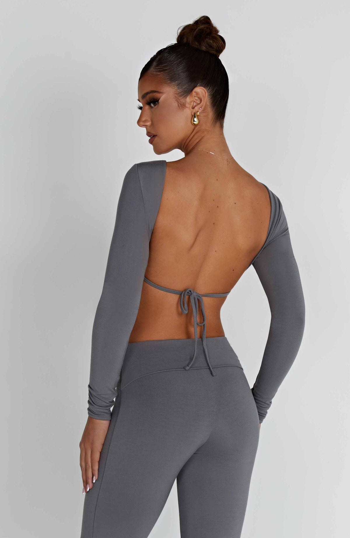 Sahrelle Top in Charcoal