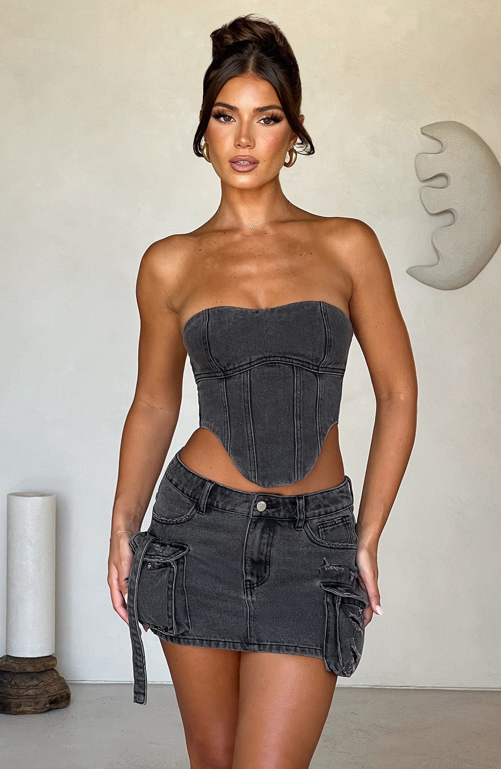 Yasira Corset in Black