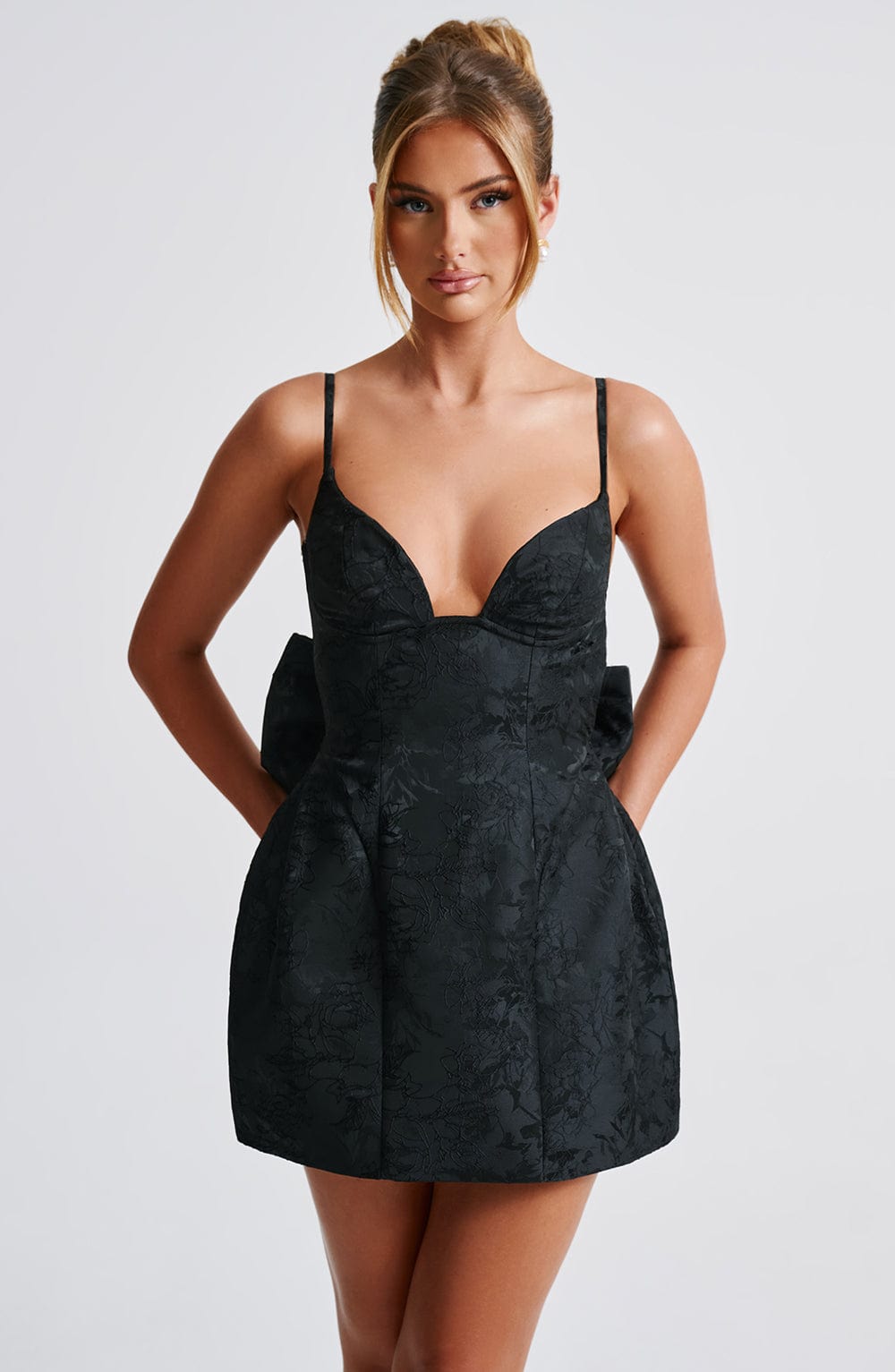 Zoelle Mini Dress in Black