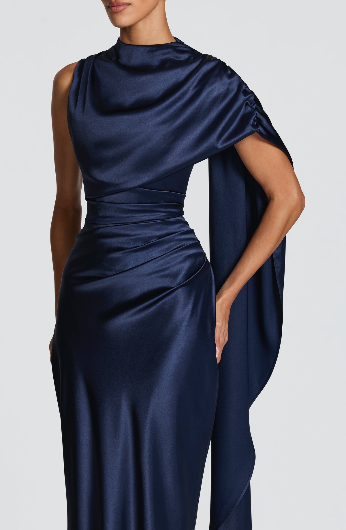 Avienne Maxi Dress in Navy