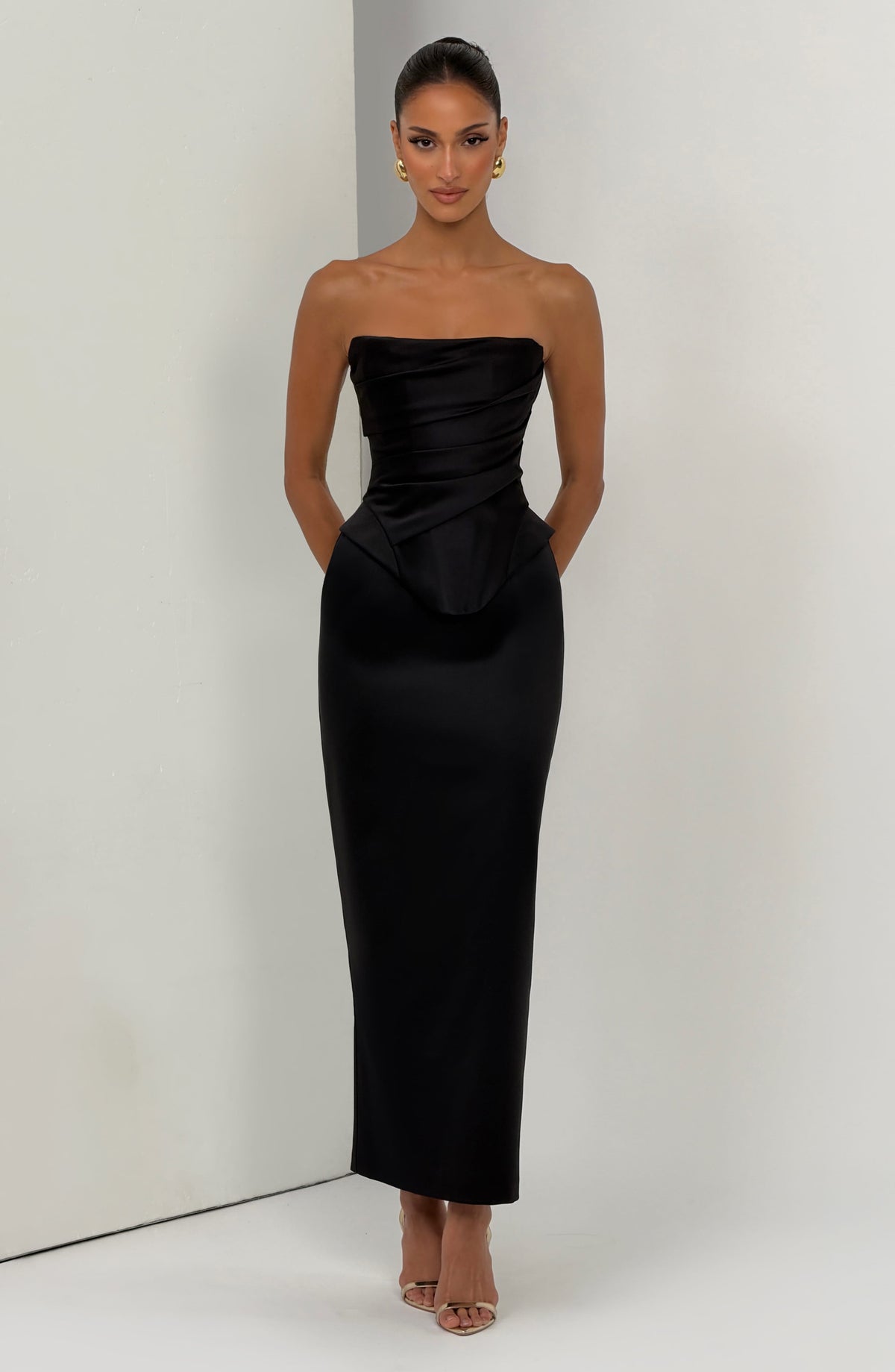 Azolla Corset in Black