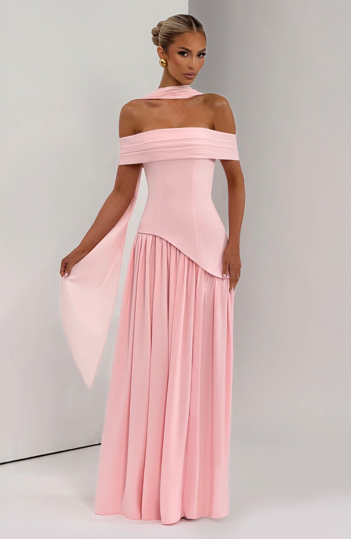 Delilia Maxi Dress in Blush