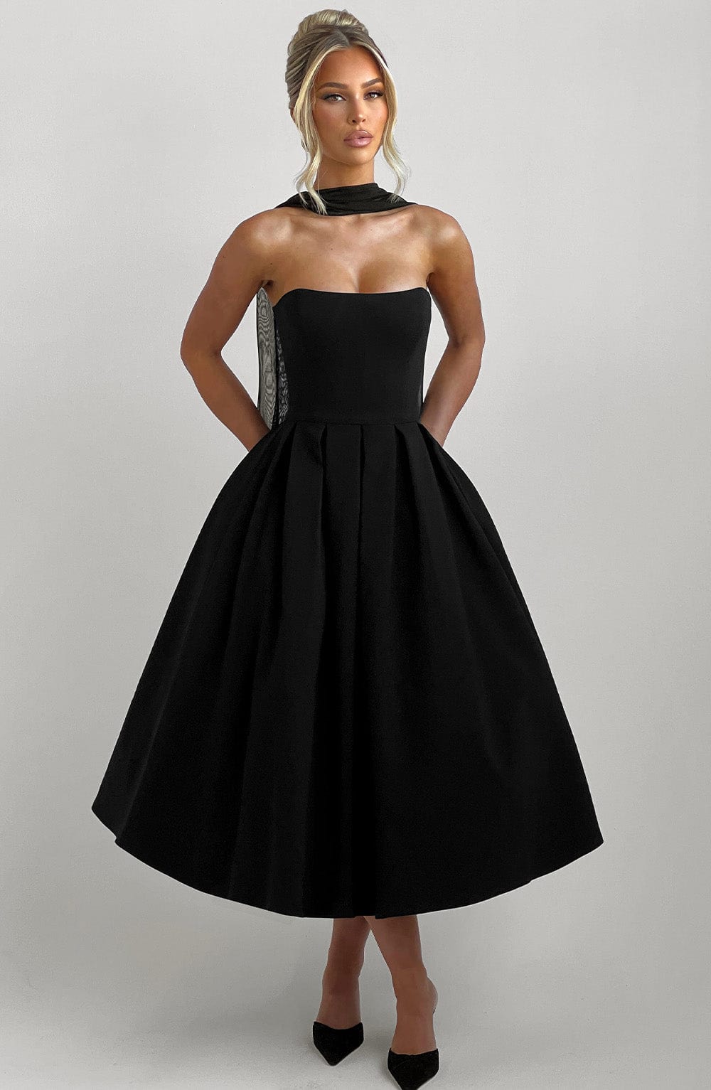 Editha Midi Dress in Black