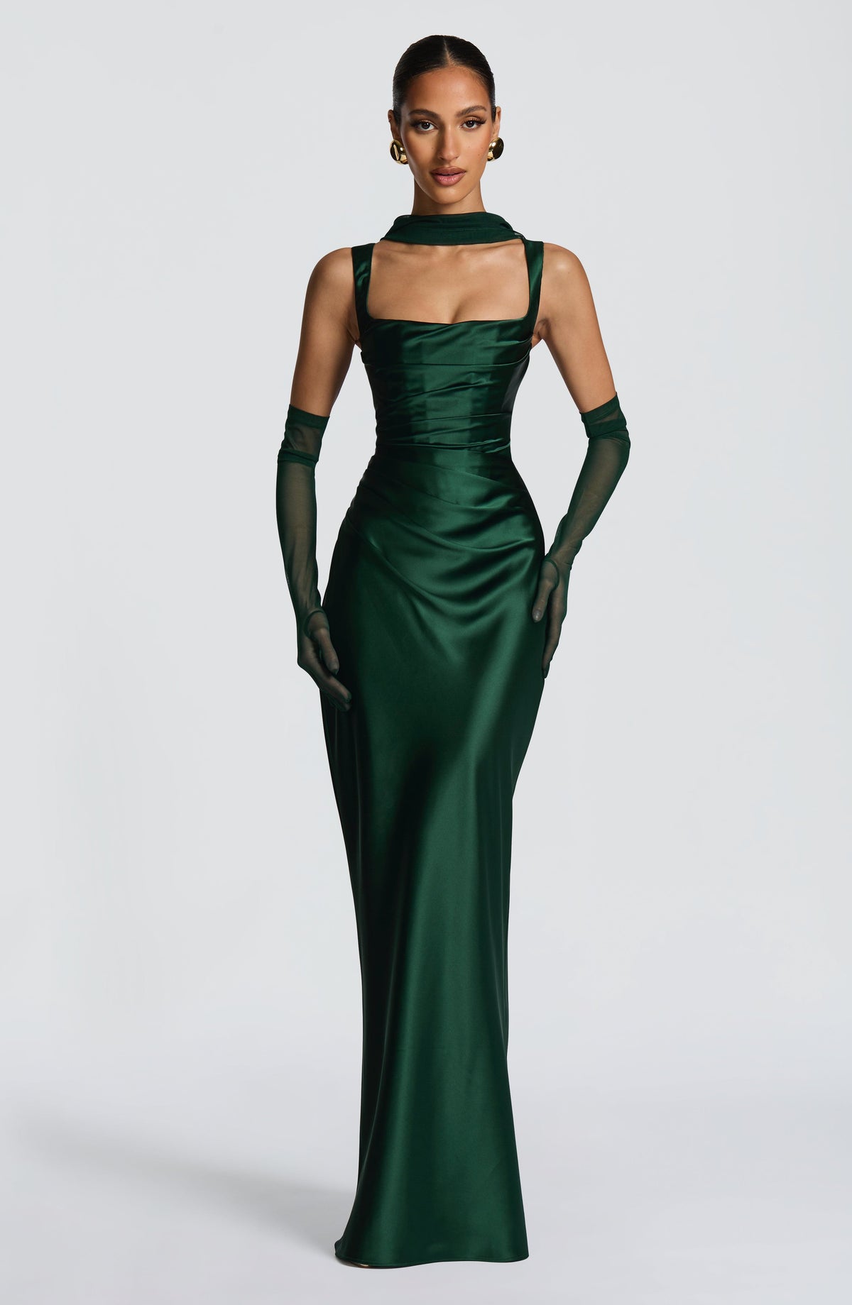 Elira Gloves in Emerald
