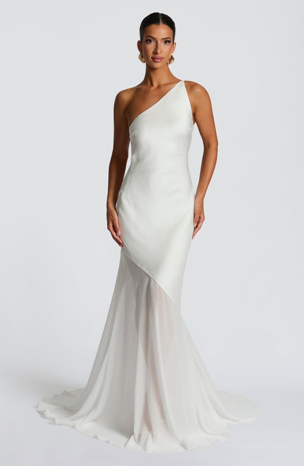 Fabelle Gown in Ivory