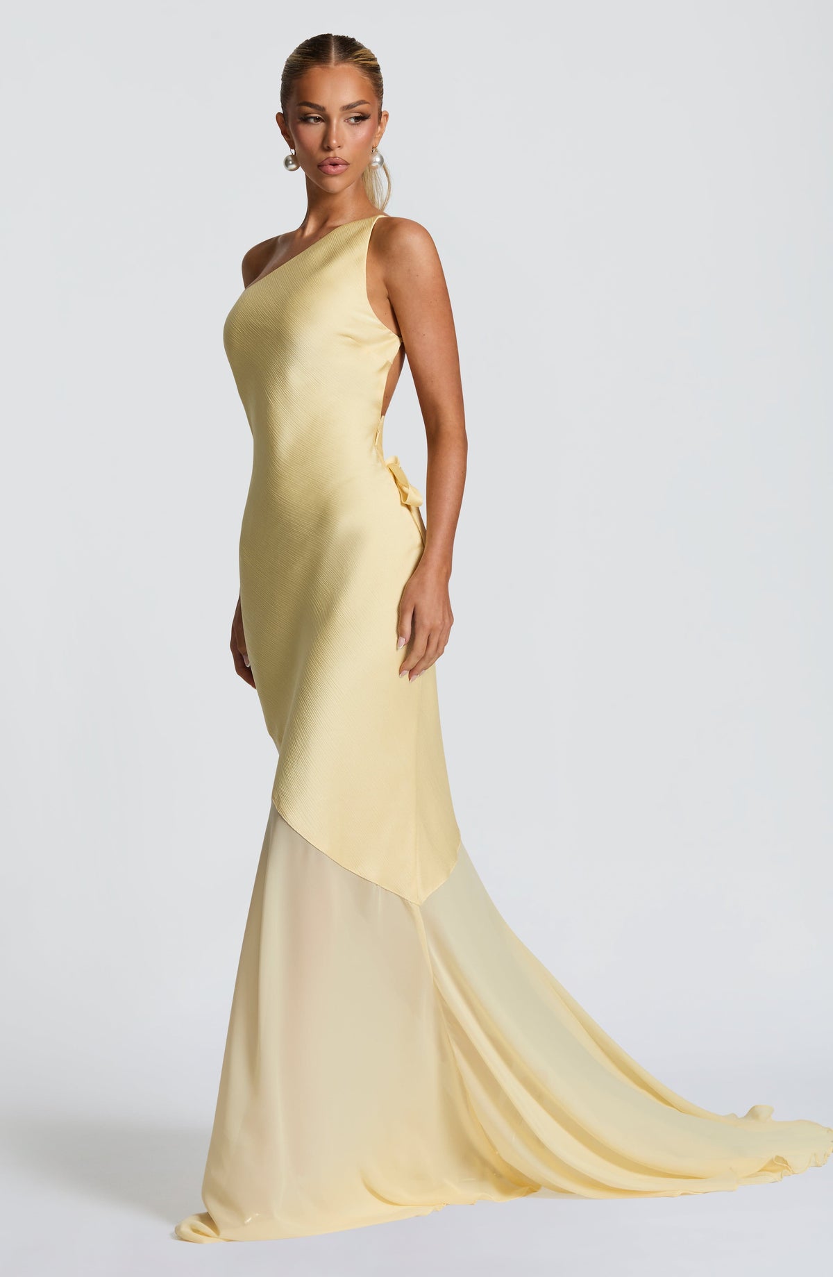 Fabelle Gown in Lemon