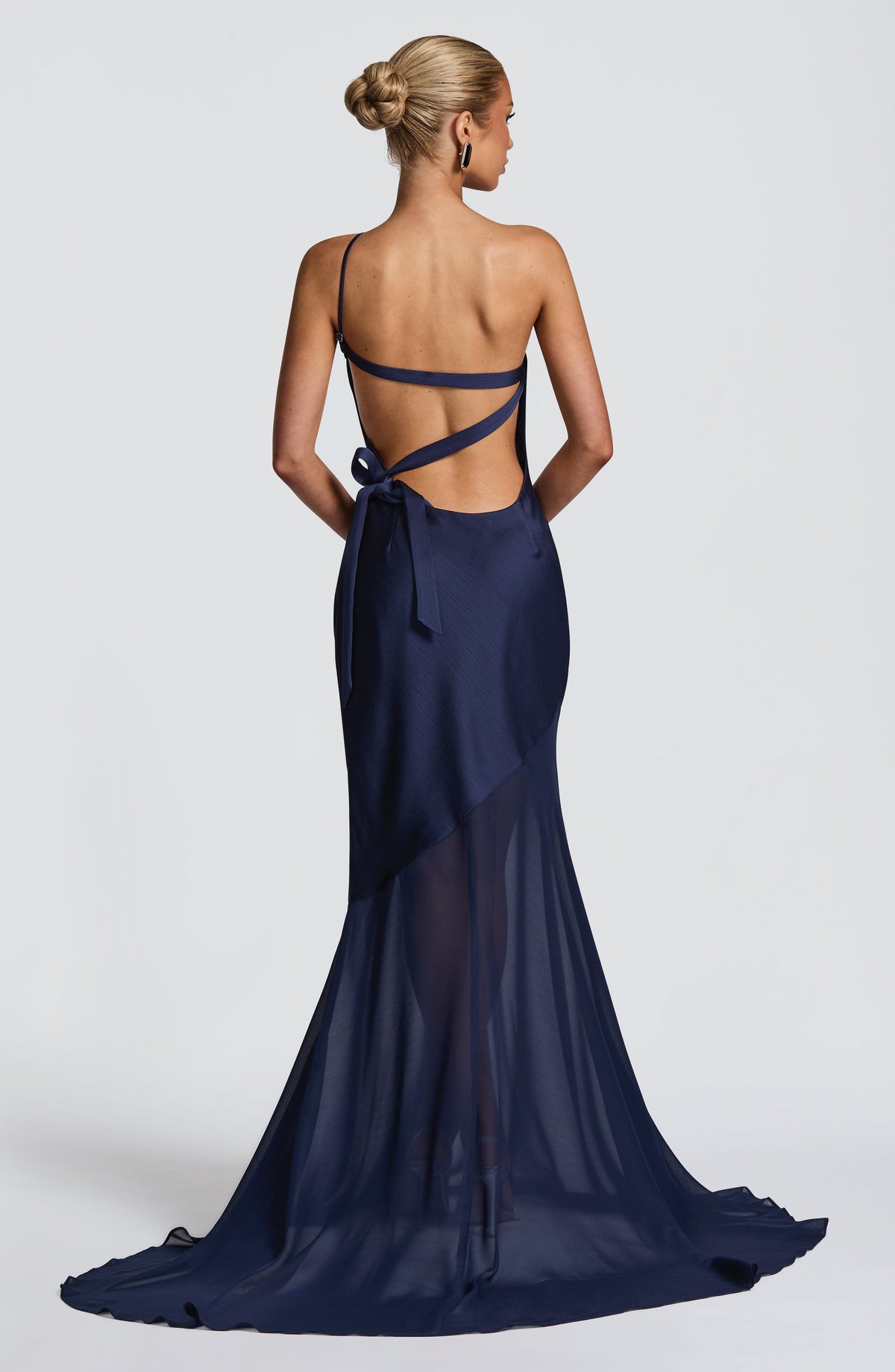 Fabelle Gown in Navy