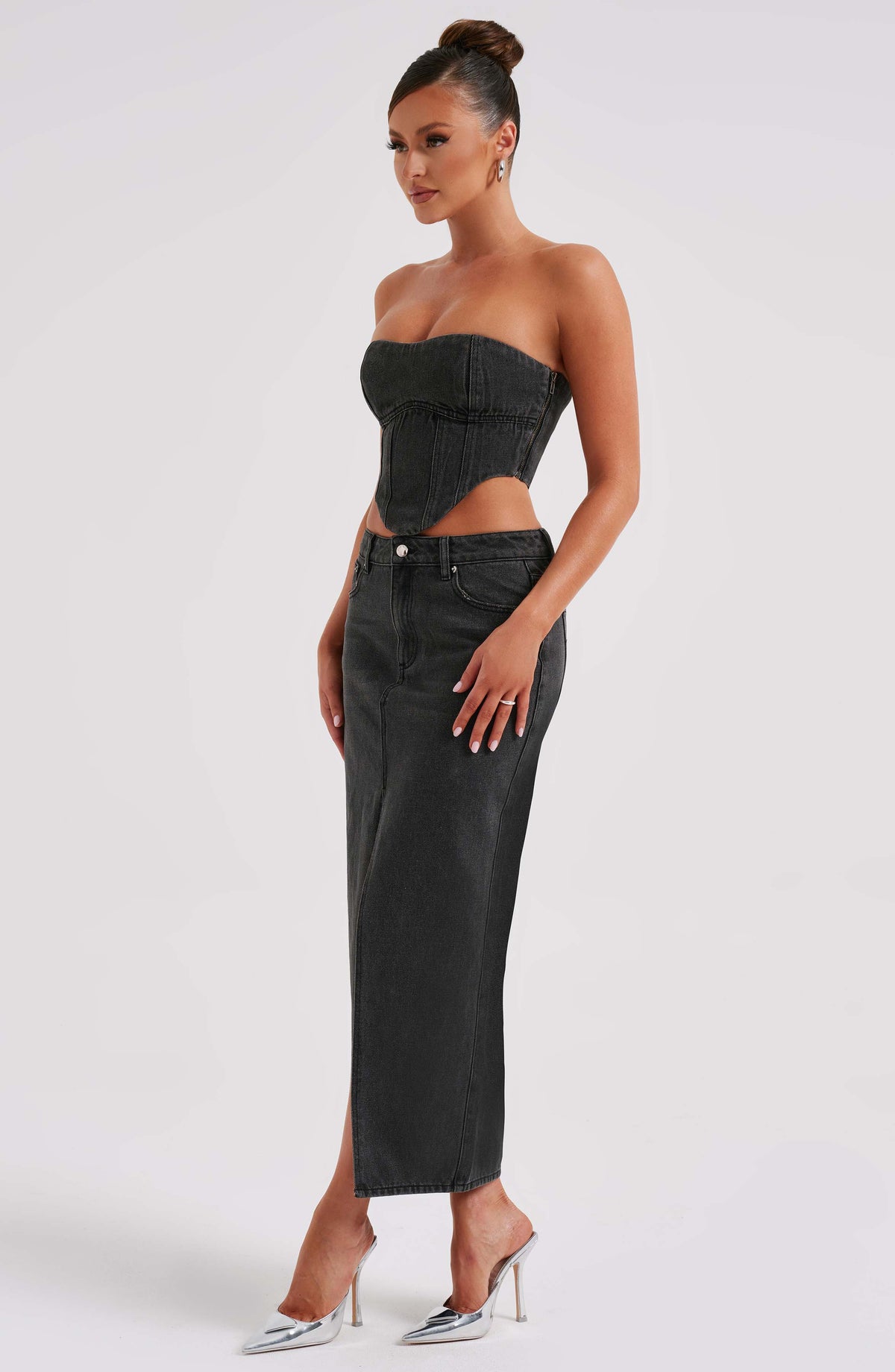 Flora Maxi Skirt in Black
