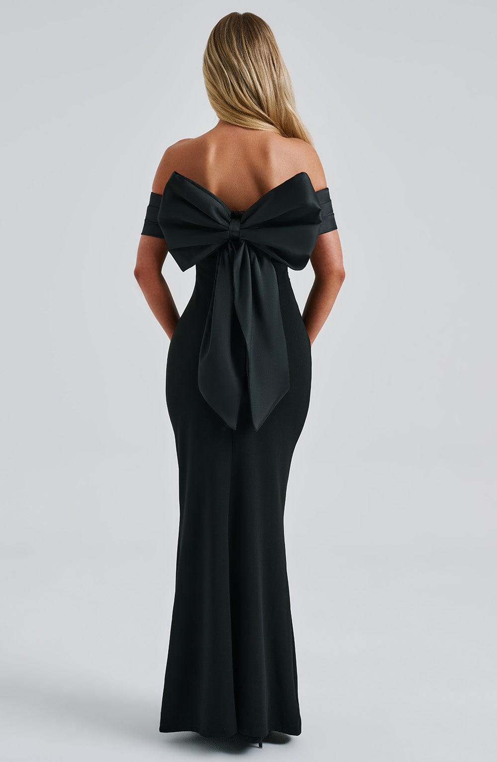 Joannah Maxi Dress in Black