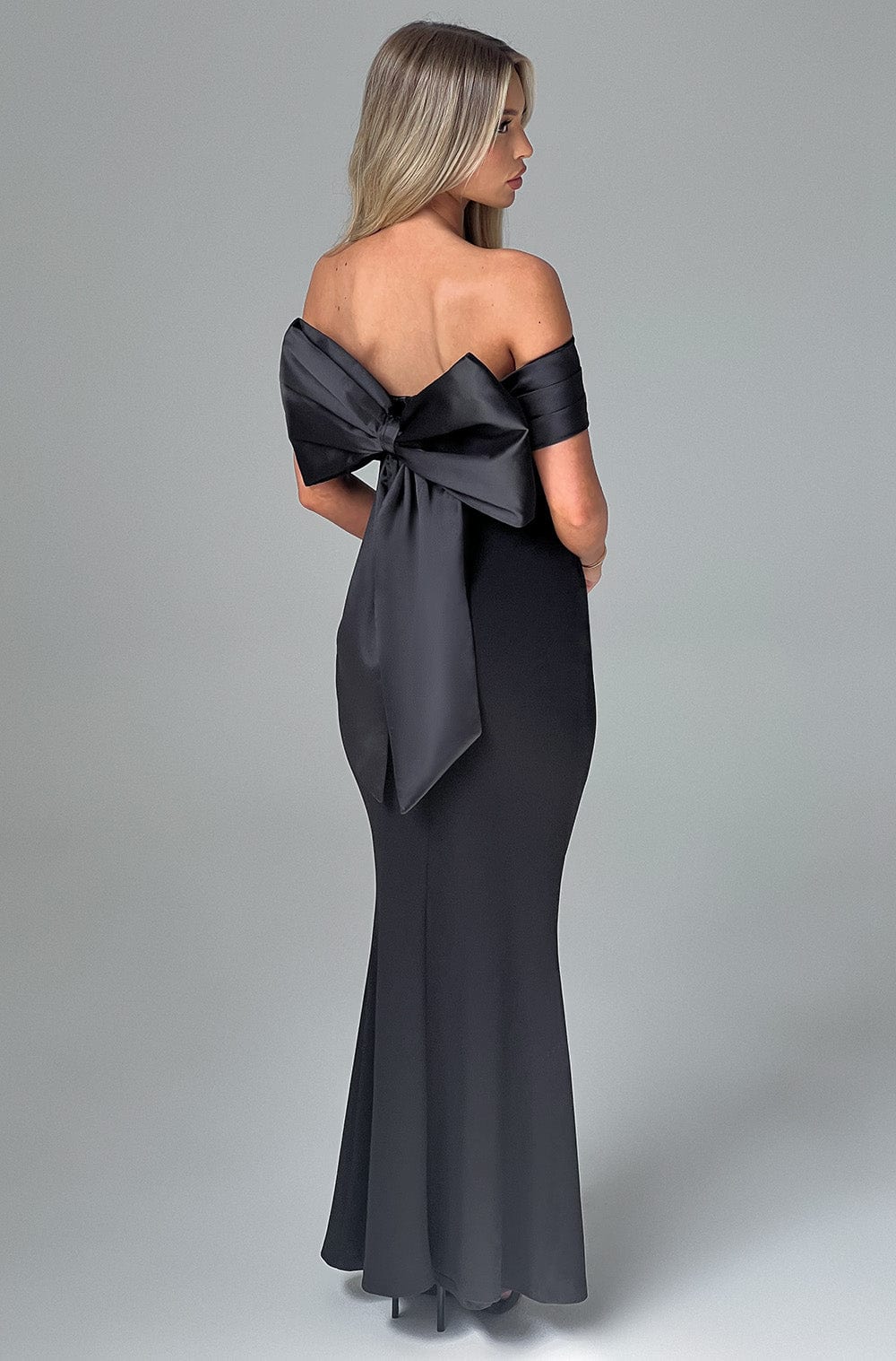 Joannah Maxi Dress in Black
