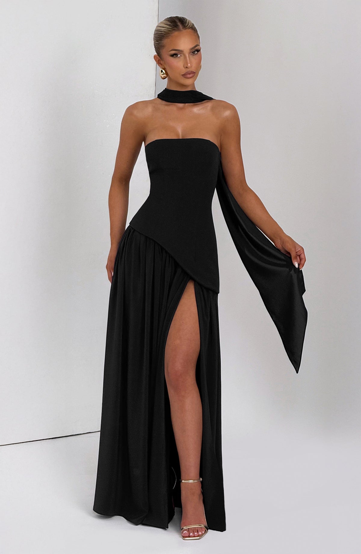 Maliyana Maxi Dress in Black