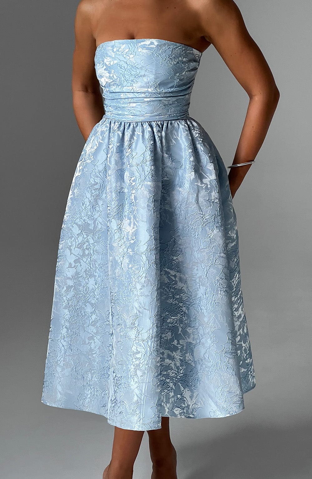 Sorcha Midi Dress in Blue