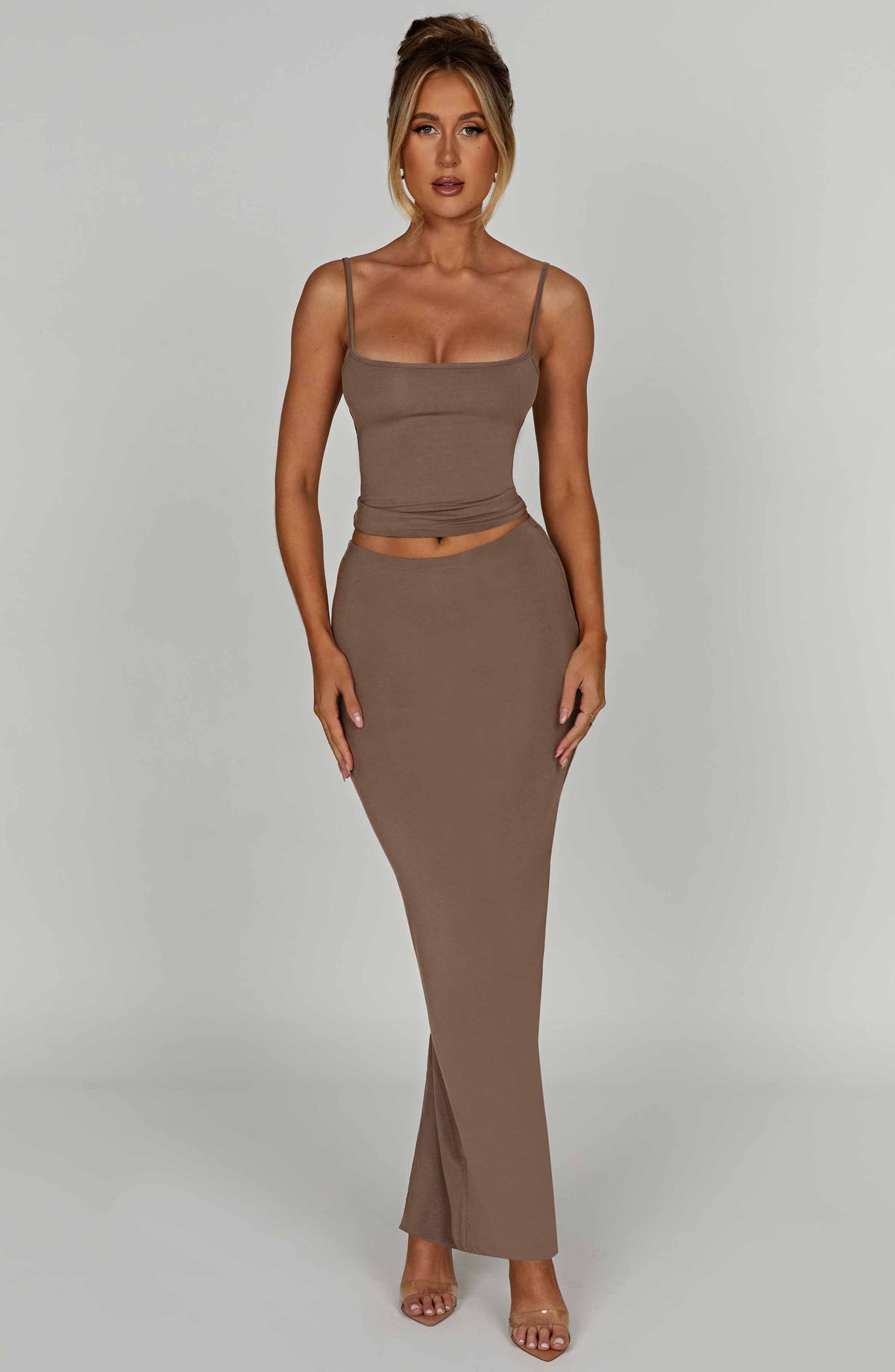 Yazlin Maxi Skirt in Mocha
