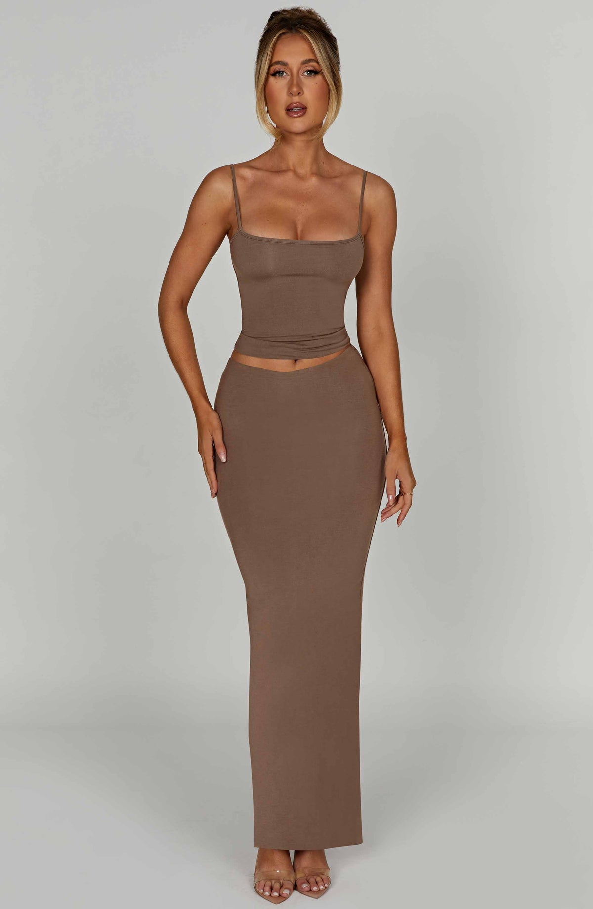 Yazlin Maxi Skirt in Mocha
